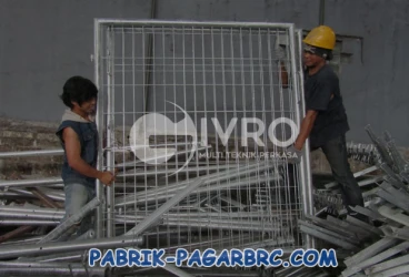 PABRIK PINTU PAGAR BRC  PINTU PAGAR BRC